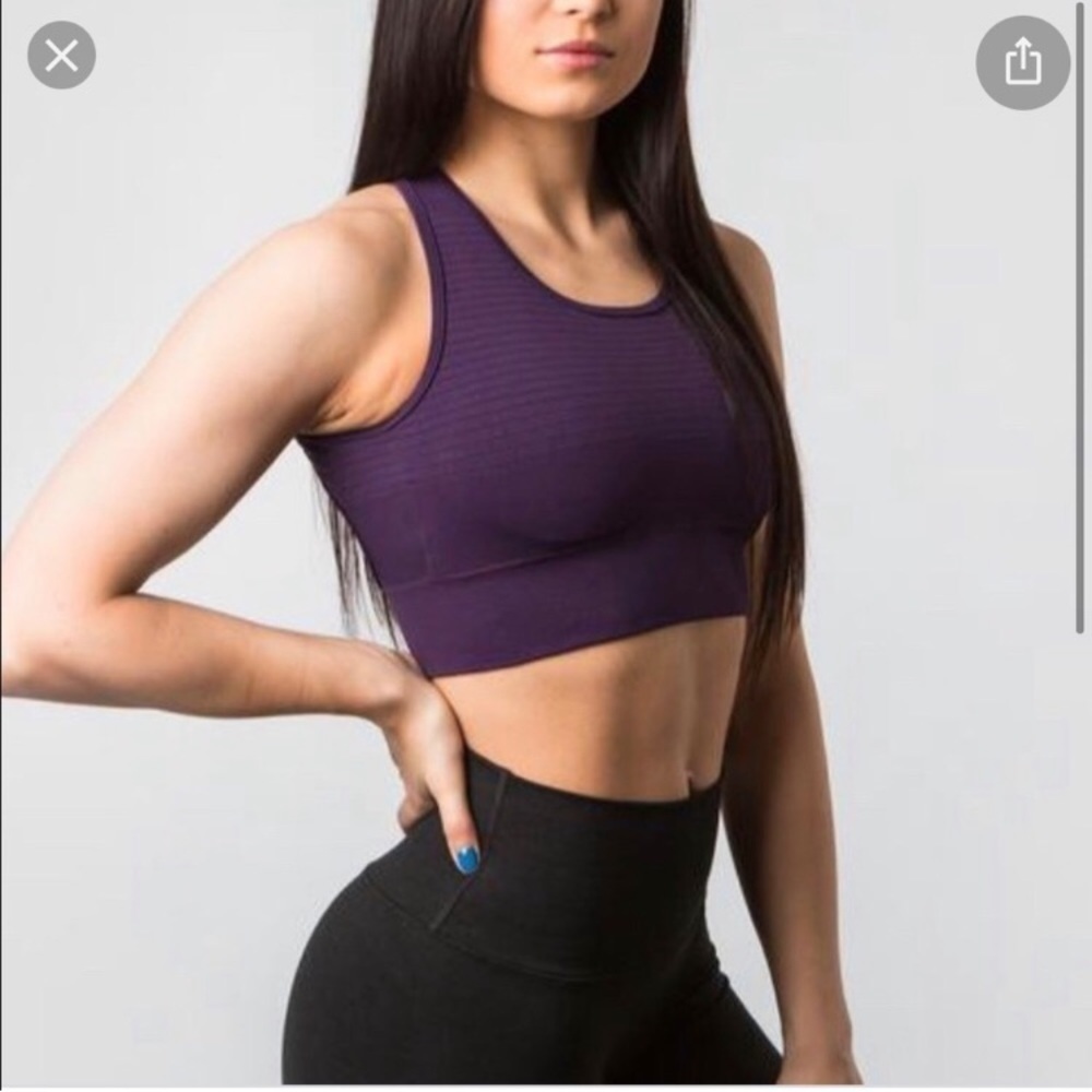 Alphalete sport bra womens